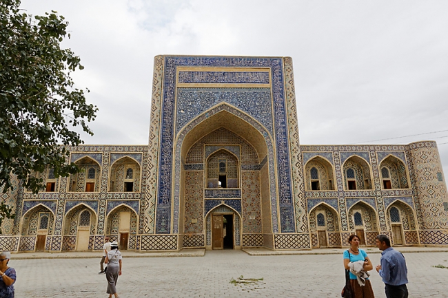 Madrasas Abduloxon et Modarixon-005